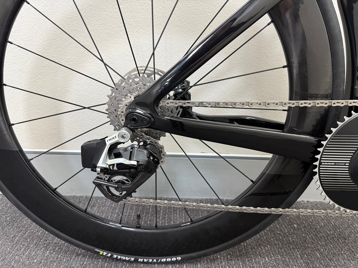 Noosa Tri Triathlon Bike Rental - The Carbon Project - Eclipse One