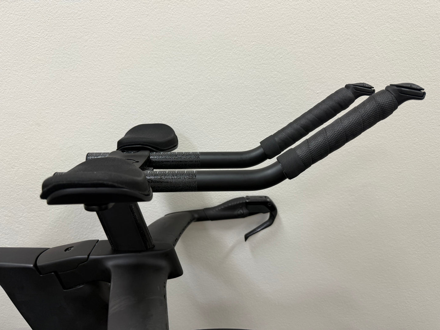 Noosa Tri Triathlon Bike Rental - The Carbon Project - Eclipse One
