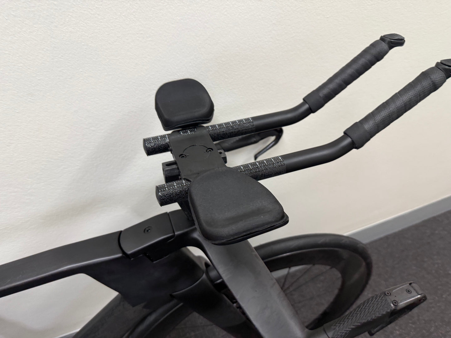 Noosa Tri Triathlon Bike Rental - The Carbon Project - Eclipse One