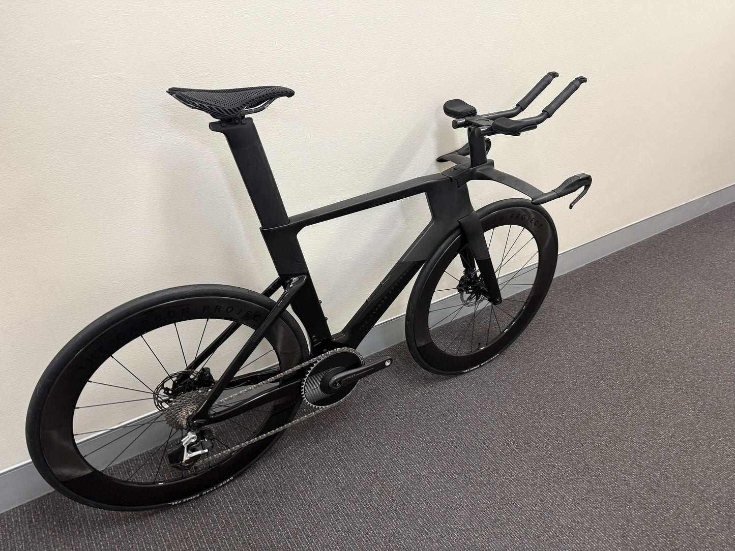 Noosa Tri Triathlon Bike Rental - The Carbon Project - Eclipse One