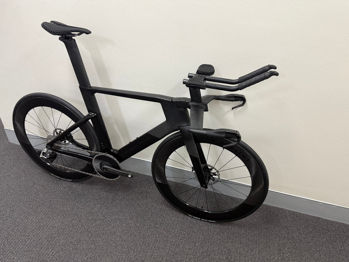 Noosa Tri Triathlon Bike Rental - The Carbon Project - Eclipse One