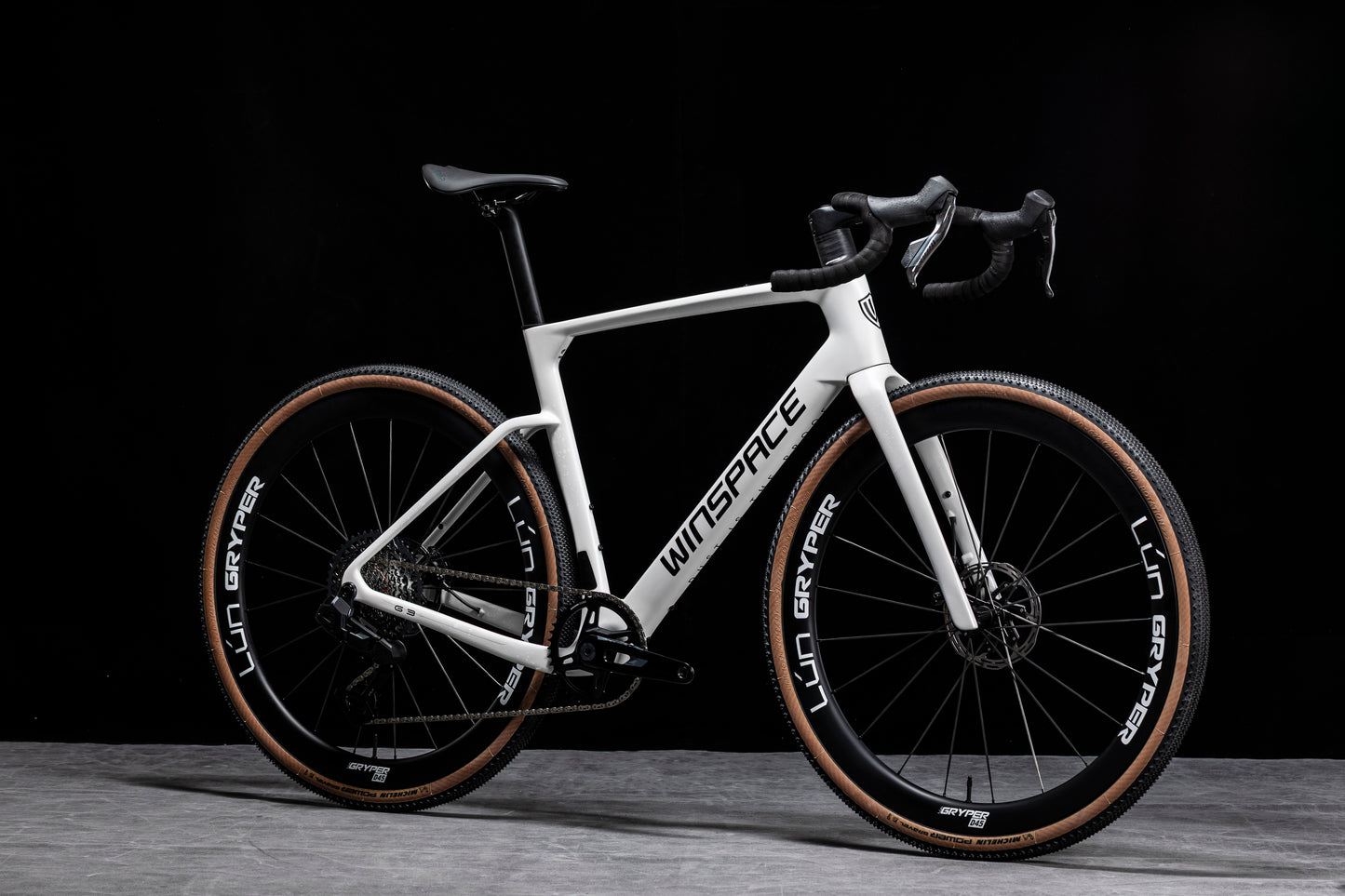 Premium Gravel Bike Rental Perth - Winspace - C5 Aero - Carbon Gravel Bike